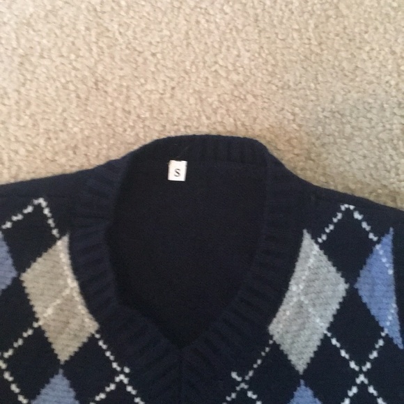 Girls knitted shortsleeved sweater vest - Picture 2 of 3